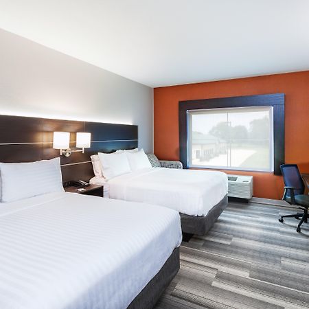 Holiday Inn Express & Suites - Coffeyville By Ihg Екстер'єр фото
