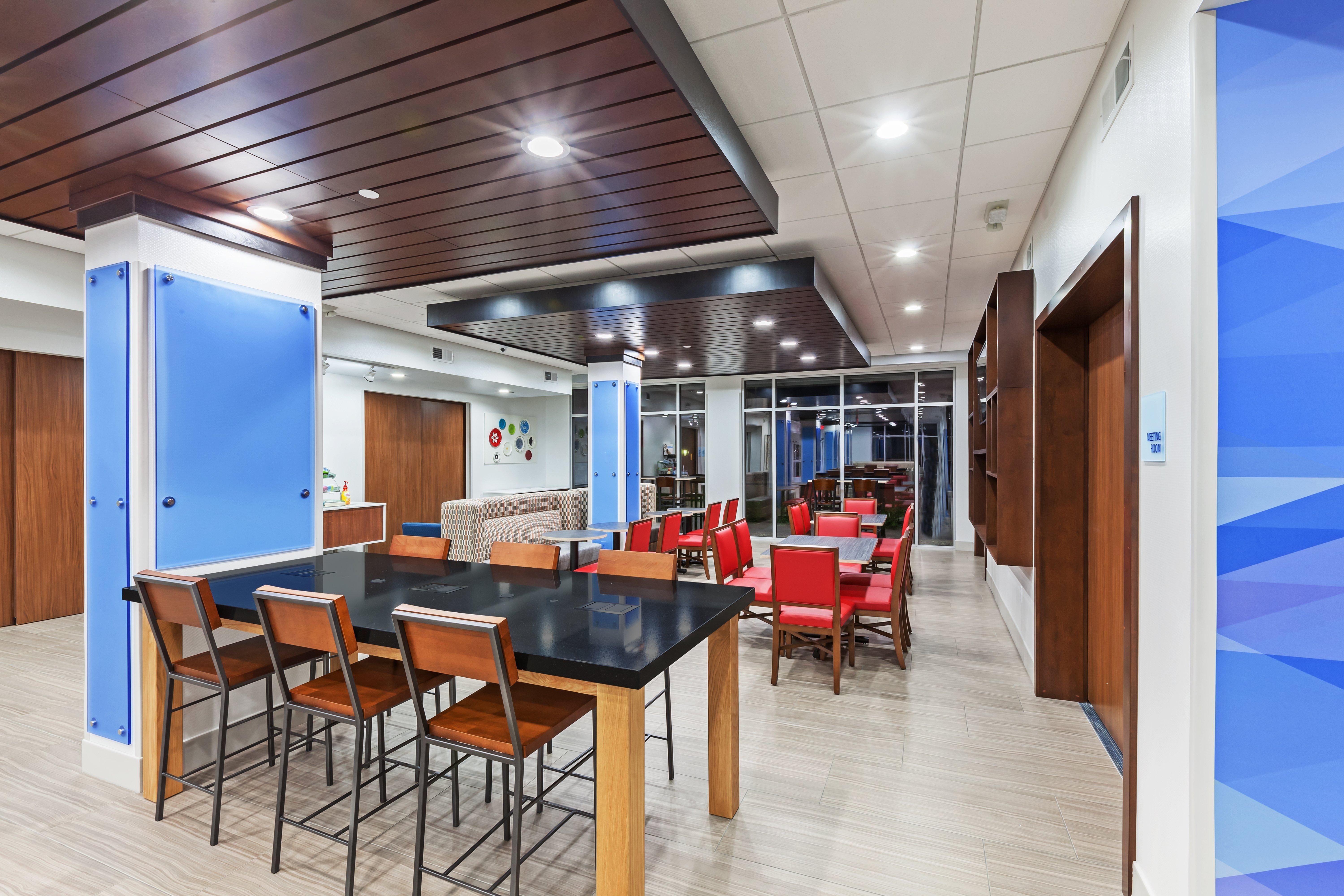 Holiday Inn Express & Suites - Coffeyville By Ihg Екстер'єр фото
