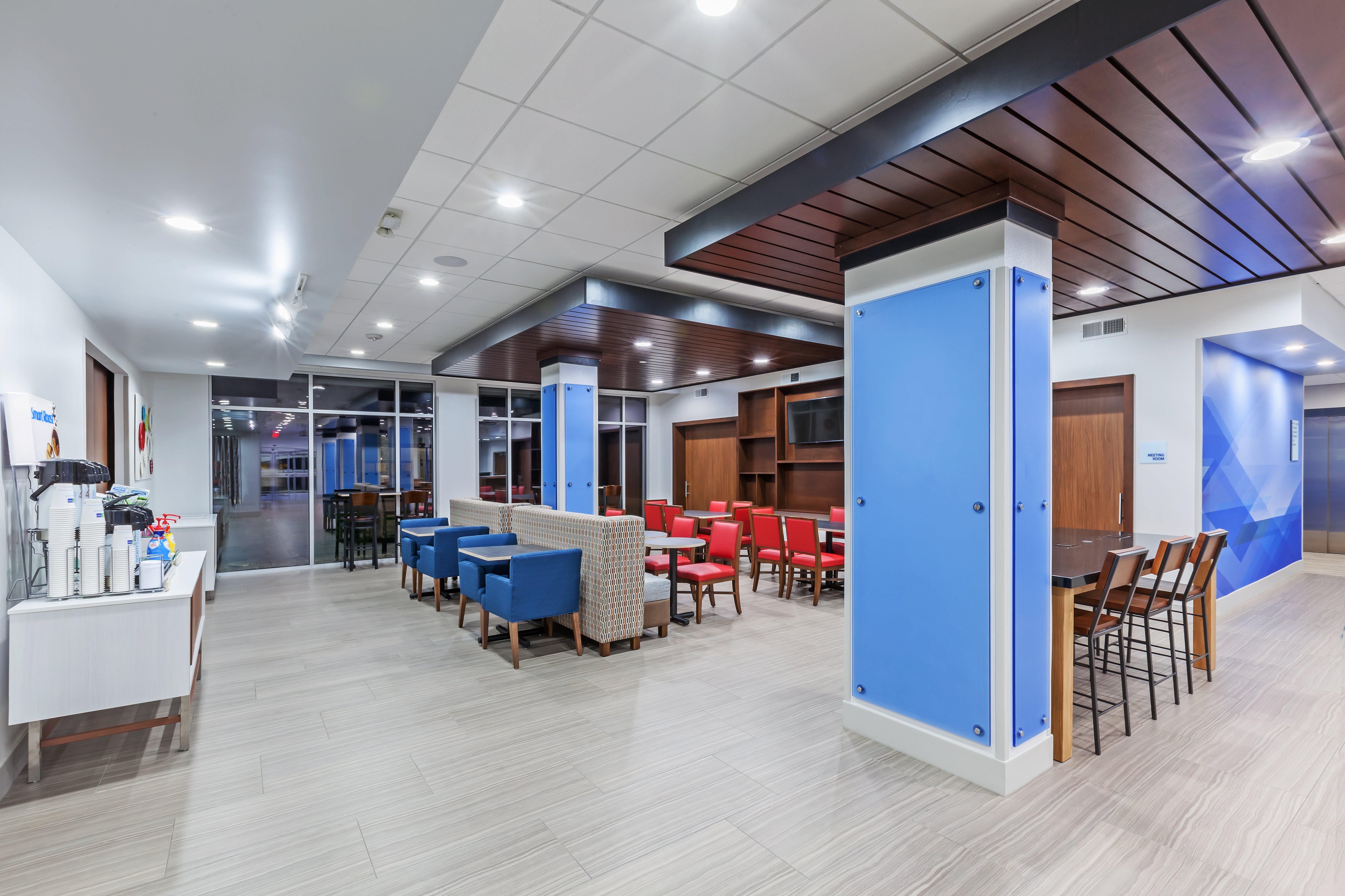 Holiday Inn Express & Suites - Coffeyville By Ihg Екстер'єр фото